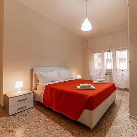 Vacanze Romane - Metro Teano & Wi-fi Apartmán *